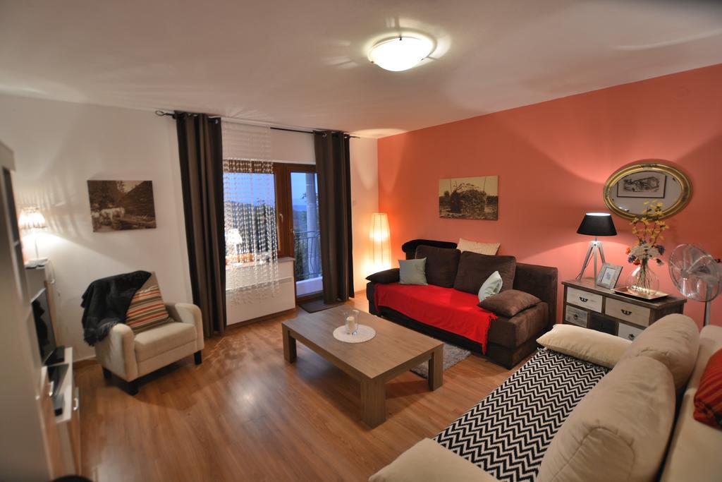 Apartment Nona Ancka Marezige Eksteriør billede